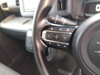 スペーシア ハイブリッドＧ ナビ・バックカメラ 4WD