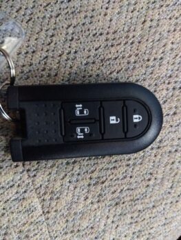 ムーヴキャンバス G　”SAⅢ”　純正ナビ・TV・バックカメラ　4WD