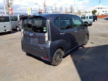 ムーヴカスタム X　リミテッド　SAⅢ　4WD