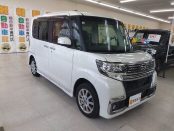 タントカスタム X　トップエディションSAⅢ　4WD