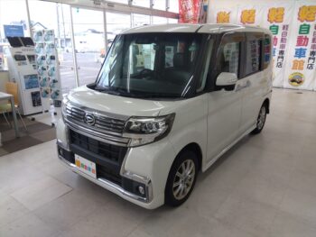 タントカスタム X　トップエディションSAⅢ　4WD