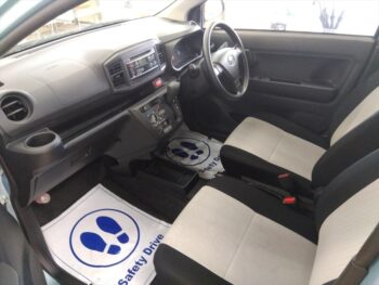 ミライース B　4WD