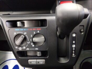ミライース B　4WD