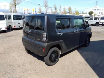 タフト Ｘターボ 未使用車 4WD