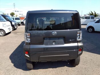 タフト Ｘターボ 未使用車 4WD
