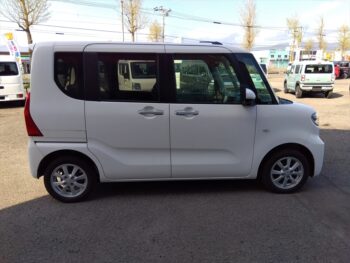 タント Ｘターボ ナビ バックカメラ 4WD