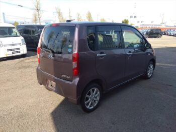 ステラ Ｌリミテッド ナビ付 4WD