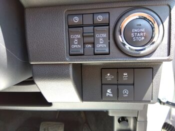ムーヴキャンバス ストライプスG ナビ・TV・バックカメラ 4WD