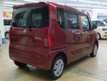 タント L　社外ディスプレイオーディオ　バックカメラ　４WD