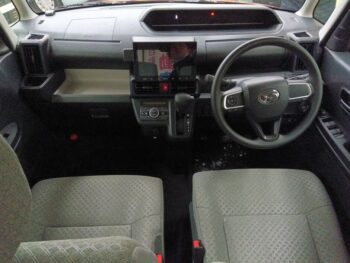 タント L　社外ディスプレイオーディオ　バックカメラ　４WD