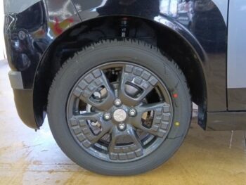 デリカミニ T プレミアム デリマルパッケージ ターボ 4WD