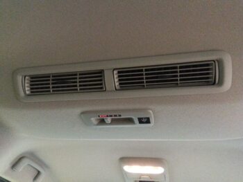 デリカミニ T　プレミアム　ターボ　４WD