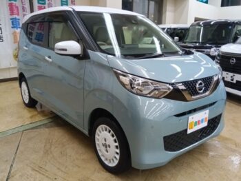 デイズ ボレロ　純正ナビ　バックカメラ　４WD