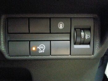 デイズ ボレロ　純正ナビ　バックカメラ　４WD