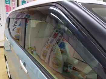 デイズ ボレロ　純正ナビ　バックカメラ　４WD