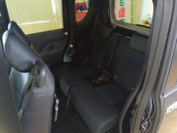 タントカスタム X　４WD