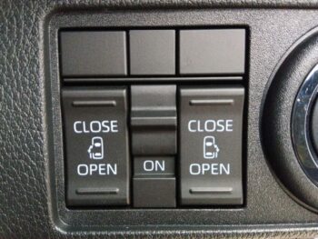 ムーヴキャンバス セオリーX 未使用車 4WD