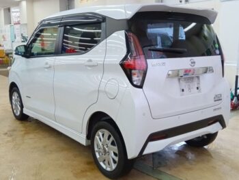 デイズ ハイウェスターX　純正ナビTVバックモニター　４WD