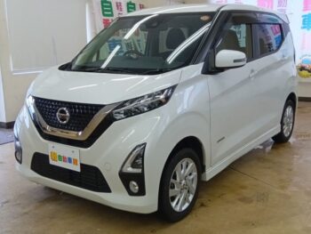 デイズ ハイウェスターX　純正ナビTVバックモニター　４WD