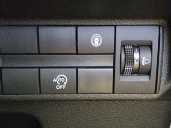 デイズ ハイウェスターX　純正ナビTVバックモニター　４WD