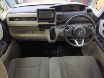 N-BOX G・スロープLターボホンダセンシング　福祉車両車いす仕様スローパー　純正ナビTV　バックカメラ　４WD