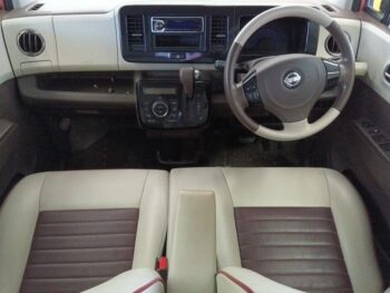 モコ ドルチェX　４WD