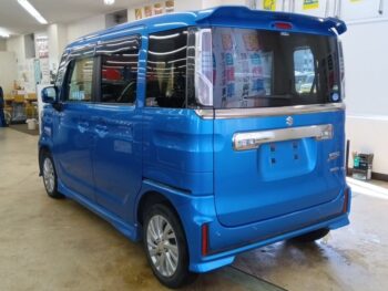 スペーシアカスタム ハイブリッドGS　ナビ・バックカメラ　４WD