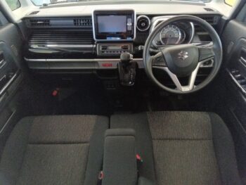 スペーシアカスタム ハイブリッドGS　ナビ・バックカメラ　４WD