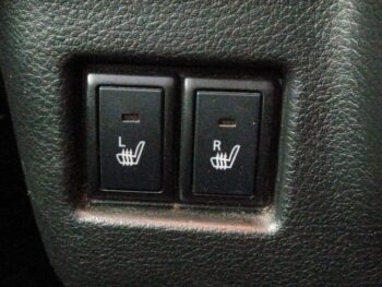 スペーシアカスタム ハイブリッドGS　ナビ・バックカメラ　４WD