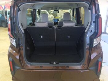 ムーヴ X　未使用車　 4WD