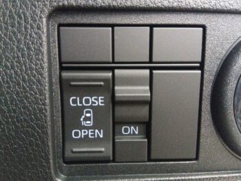 ムーヴ X　未使用車　 4WD