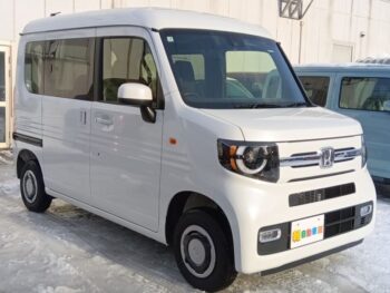 N-VAN ファン　４WD
