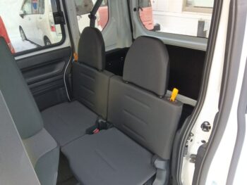 N-VAN ファン　４WD