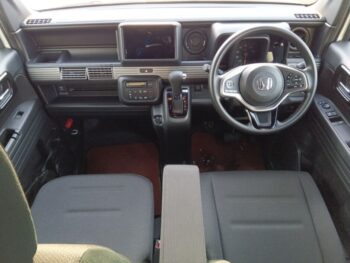 N-VAN ファン　４WD