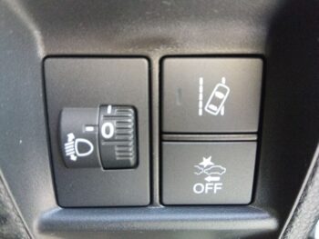 N-VAN ファン　４WD