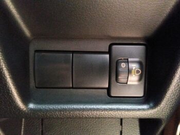 スペーシア ハイブリッドG　現行型　４WD