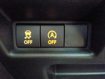 スペーシア ハイブリッドG　現行型　４WD