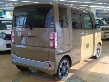 ウェイク Gターボ　SA　純正ナビTVバックモニター　４WD