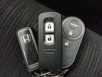 N-WGNカスタム L・ホンダセンシング　純正ナビTVバックカメラ　４WD