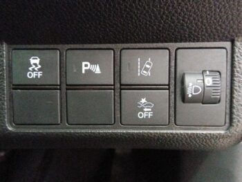 N-WGNカスタム L・ホンダセンシング　純正ナビTVバックカメラ　４WD