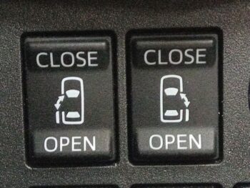 ウェイク Gターボ　SAⅡ　４WD