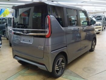 ルークス ハイウェイスターX　プロパイロットエディション　純正ナビ・TV・アラウンドビューモニター　後期型　４WD