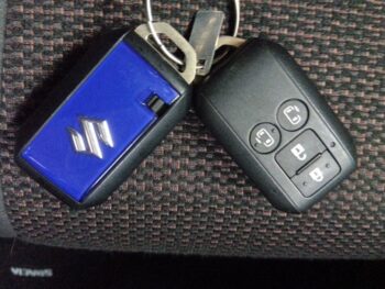 スペーシアカスタム ハイブリッドXS　未使用車　４WD