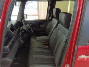 N-BOXカスタム ターボ　コーディネートスタイル２トーン　現行型　４WD