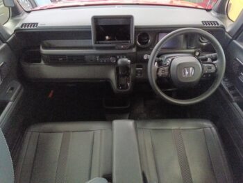 N-BOXカスタム ターボ　コーディネートスタイル２トーン　現行型　４WD