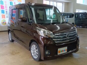 デイズルークス ハイウェイスターX　純正ナビ・TV・アラウンドビューモニター　４WD