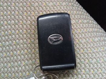 タント G　SA　純正ナビ・TV・バックカメラ　４WD