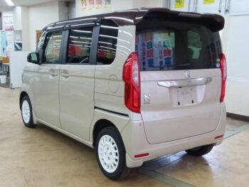 N-BOX G・Lターボホンダセンシング　純正ナビ・ＴＶ　４WD