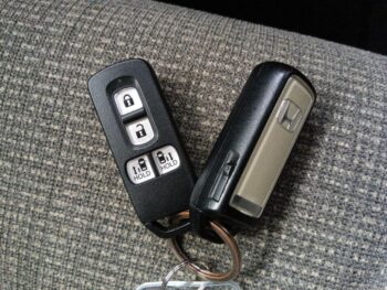 N-BOX G・Lターボホンダセンシング　純正ナビ・ＴＶ　４WD