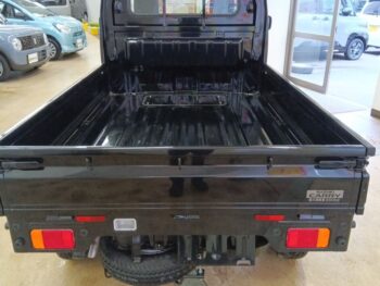 キャリイトラック KCエアコン・パワステLEDヘッドランプ装着車　デュアルカメラブレーキサポート　未使用車　４WD